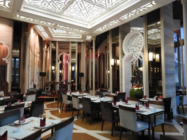 Grand Cafe Boulevard LLC